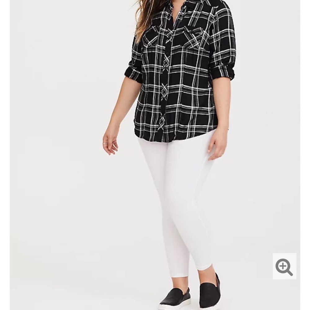 Torrid White Crop Leggings 3 XL NWTS
